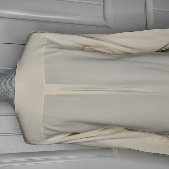AKRIS punto silk ivory long sleeve bouse, size 6. - Picture 6 of 13